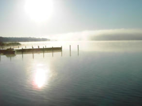 Morgennebel über dem Neuendorfer See